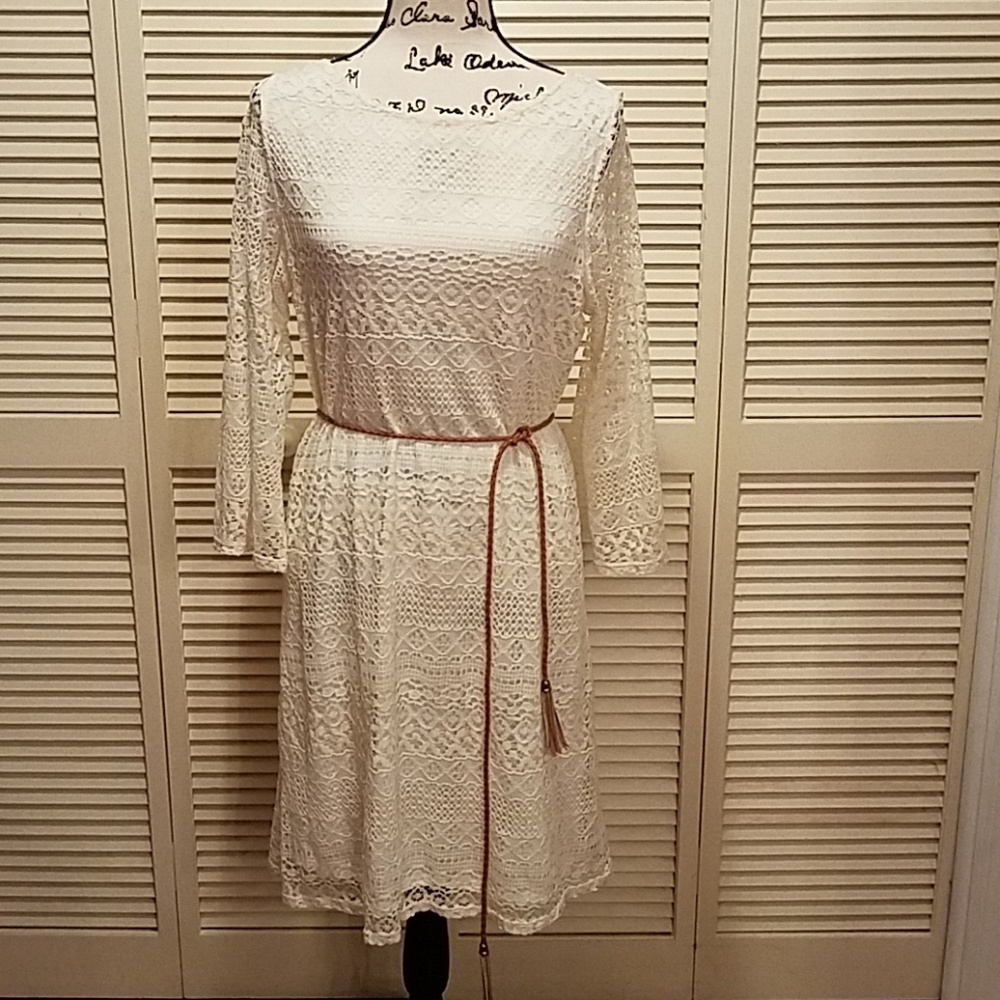 Dress - Picture 4 of 5